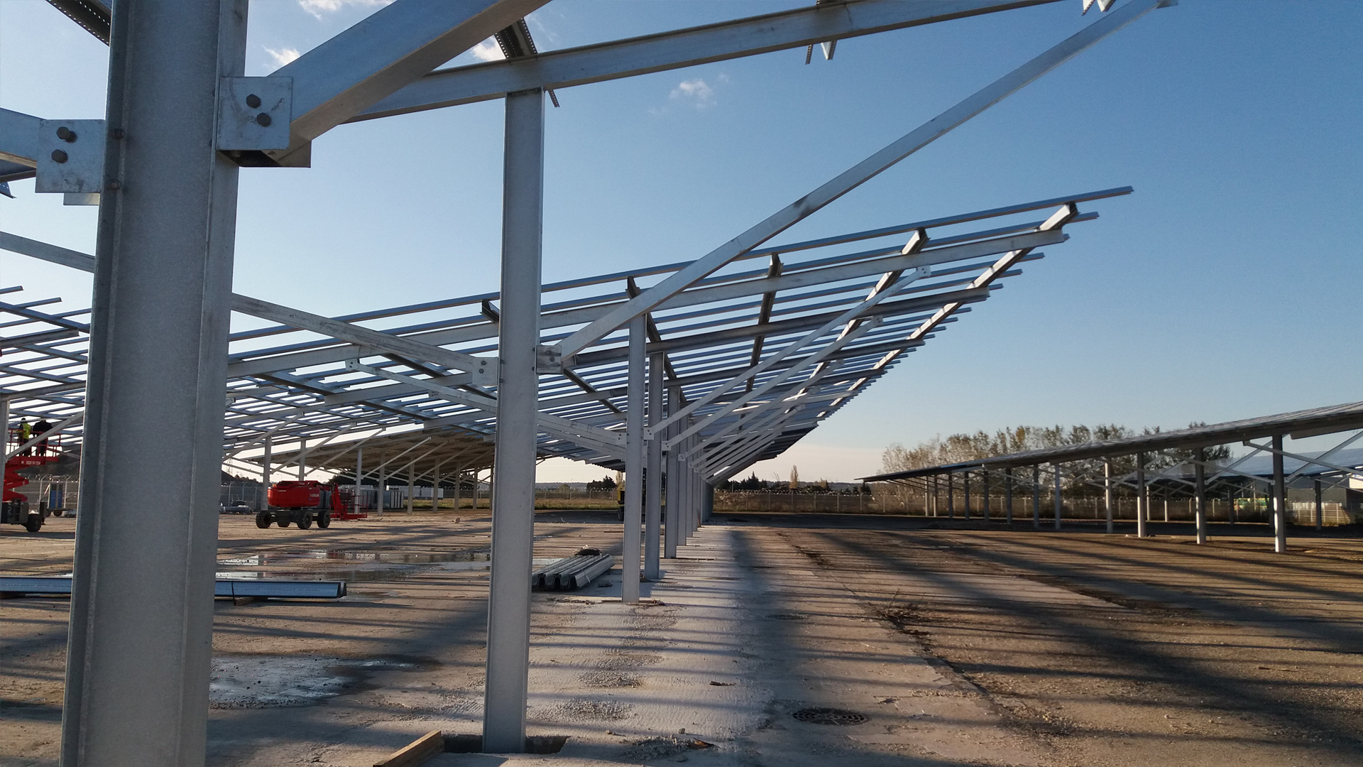 Étude structure d'ombrière photovoltaïque - Calculs et plans ...
